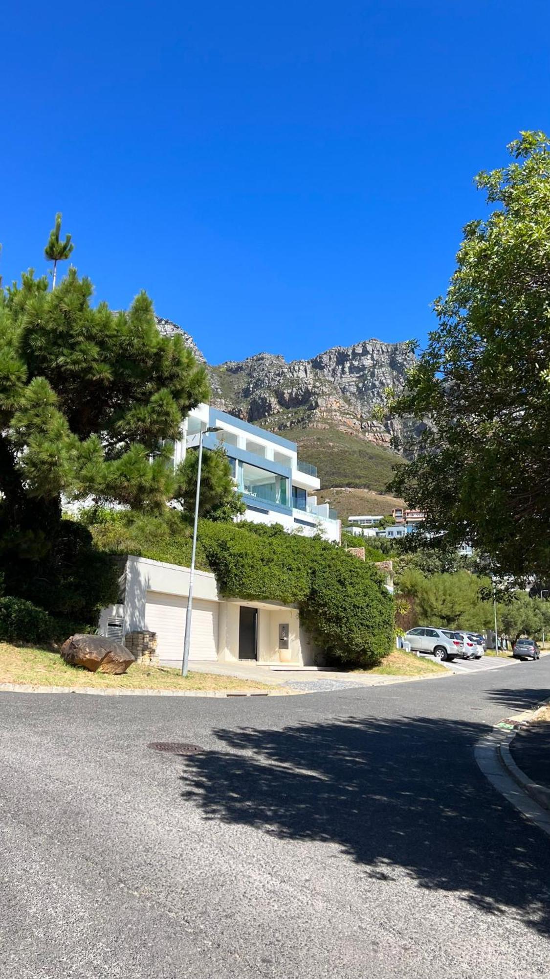 Camps Bay Blue Self-Catering Studios Kapstaden Eksteriør billede