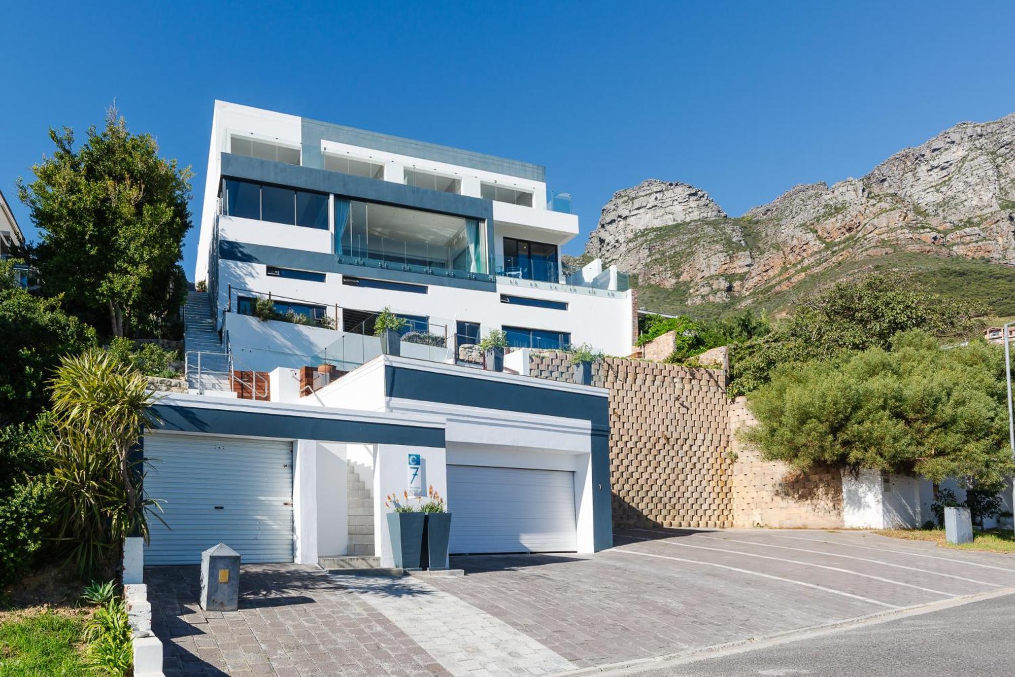 Camps Bay Blue Self-Catering Studios Kapstaden Eksteriør billede