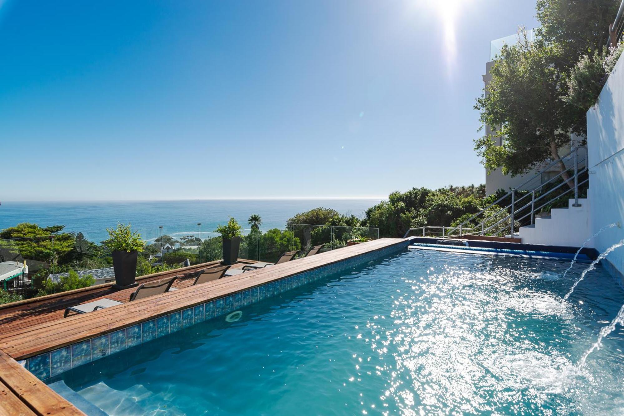 Camps Bay Blue Self-Catering Studios Kapstaden Eksteriør billede